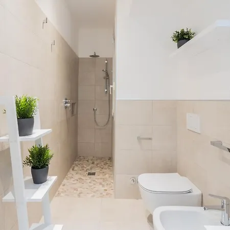 By Rentallcomo Apartment *